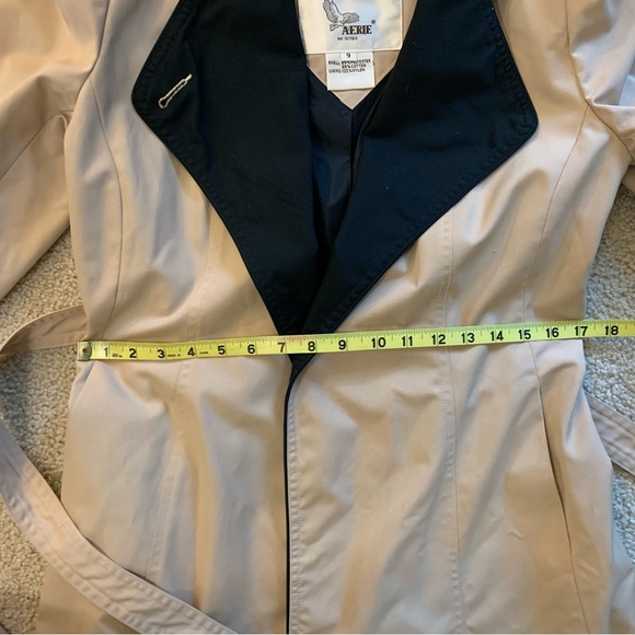 Vintage 80s Tan and black wrap trench coat.  (Small) - Picture 5 of 15